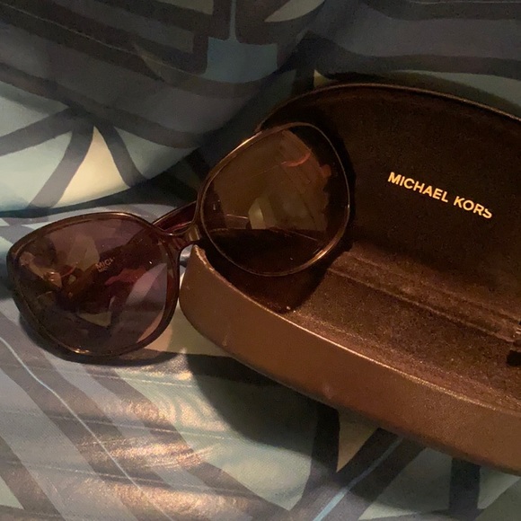 Michael Kors Sunglasses - Picture 1 of 7